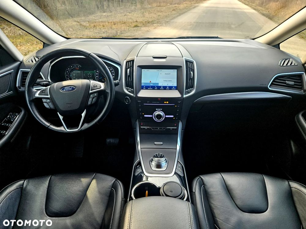 Ford S-Max 2.0 EcoBlue Titanium - 4