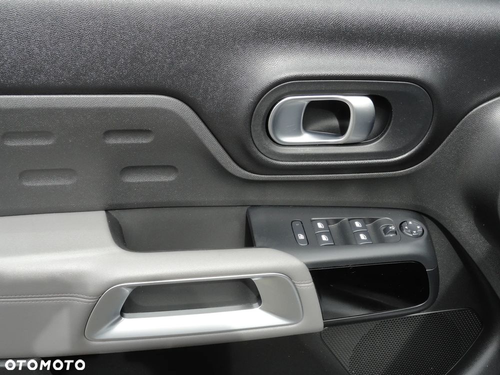 Citroën C5 Aircross 1.6 PureTech Shine EAT8 - 23