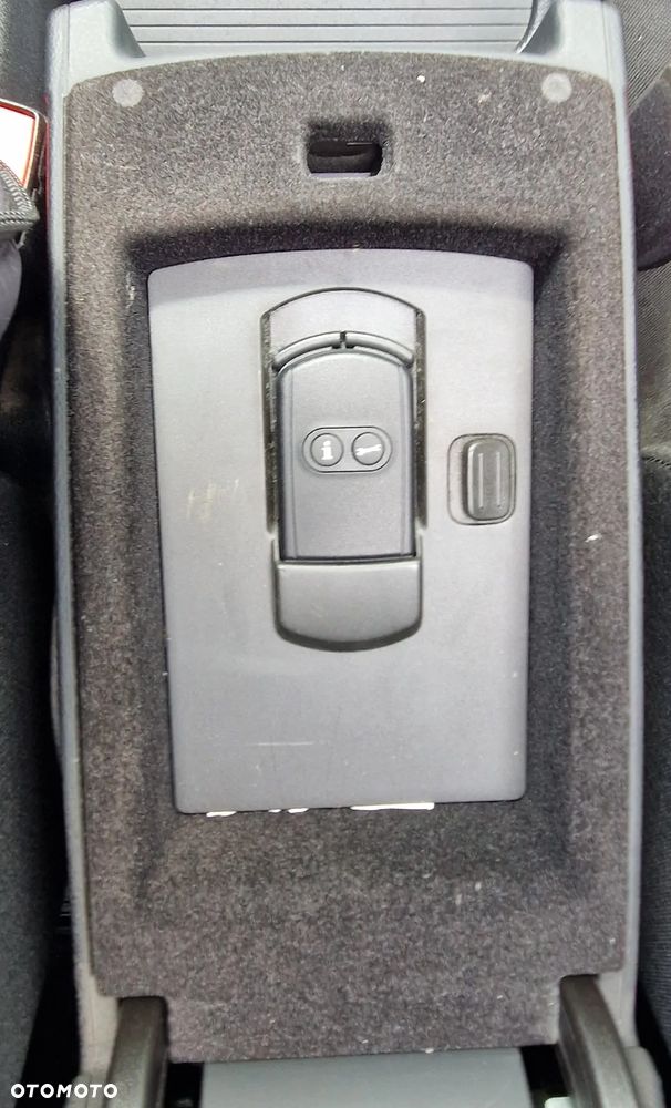 Volkswagen Passat 2.0 TDI Highline DSG - 21