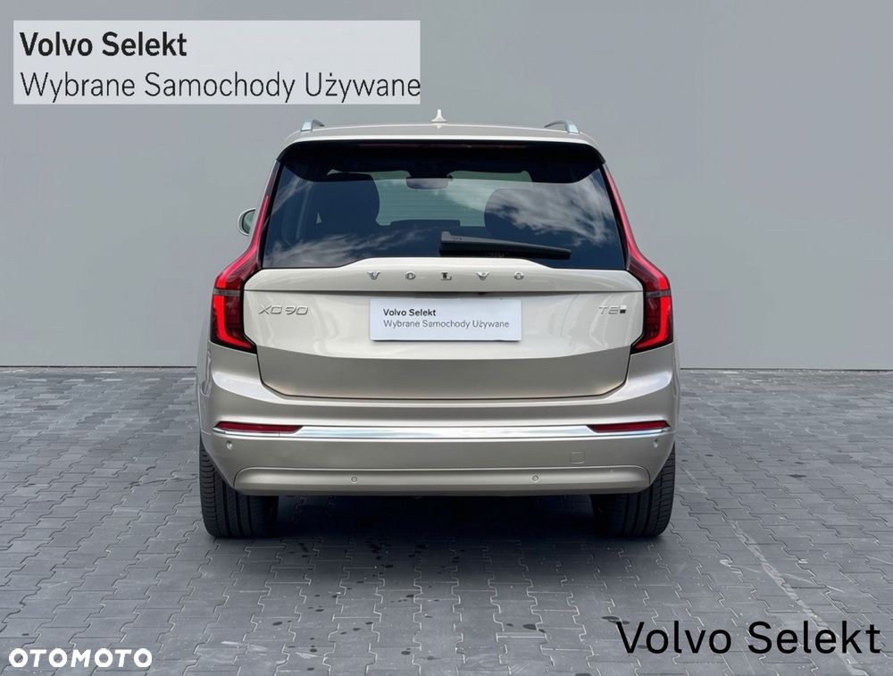 Volvo XC 90 - 9