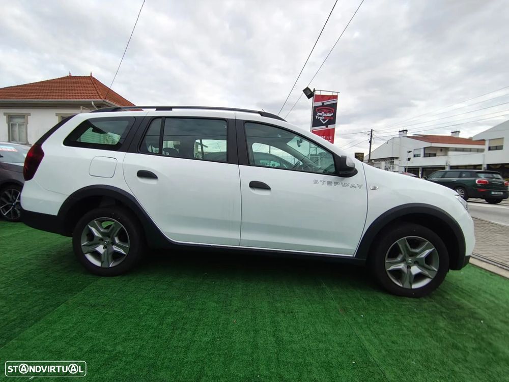 Dacia Logan MCV 0.9 TCe Stepway - 8