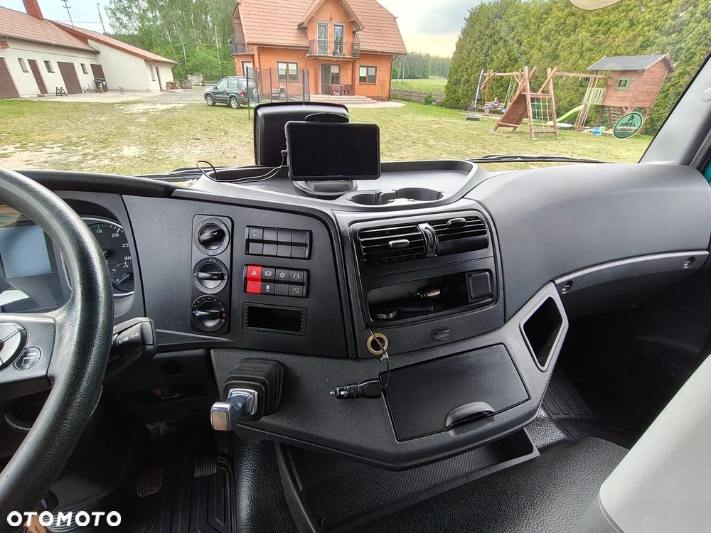 Mercedes-Benz Atego 1530 duża kabina - 29