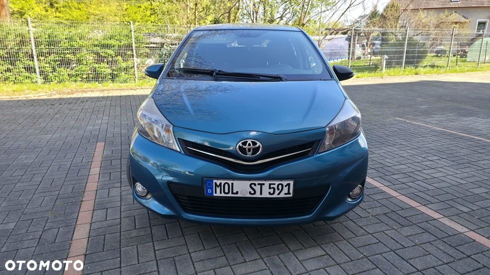 Toyota Yaris 1.33 Premium - 9