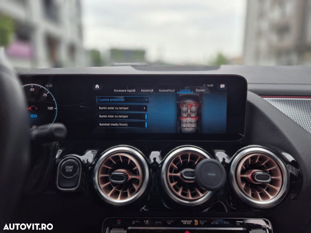 Mercedes-Benz EQA 250 - 21