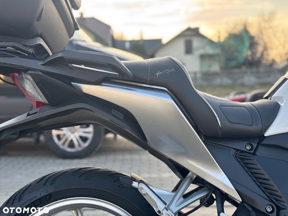Honda VFR - 22