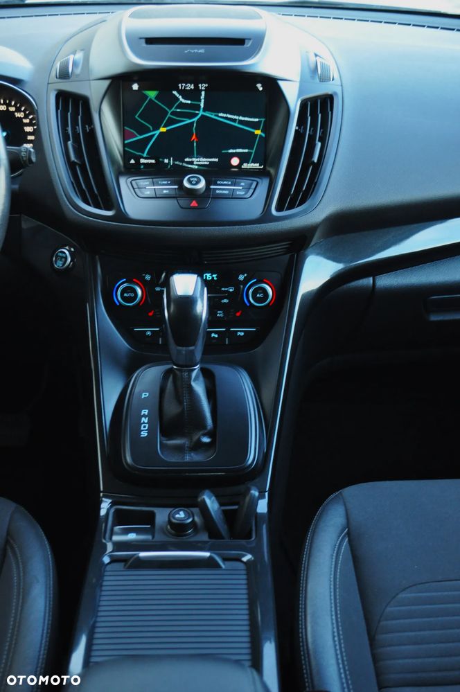 Ford Kuga 2.0 TDCi 4x4 Titanium - 17