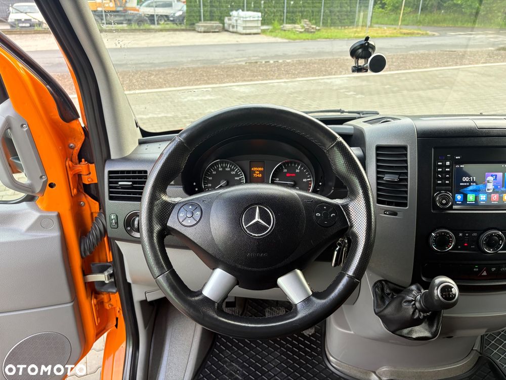 Mercedes-Benz Sprinter - 30