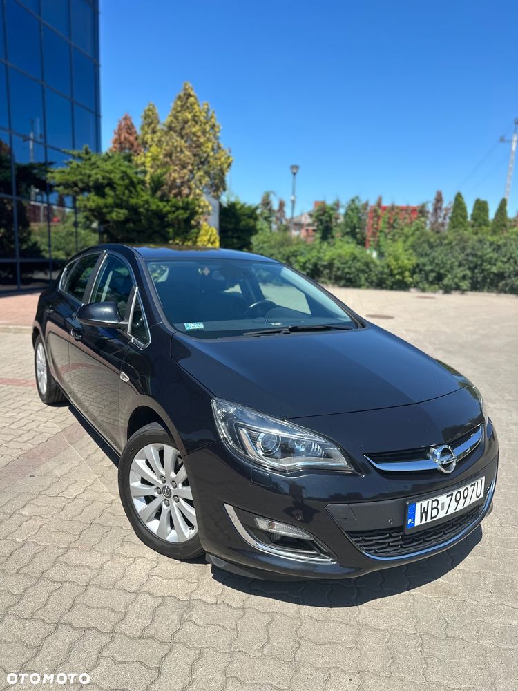 Opel Astra 2.0 CDTI Cosmo - 4