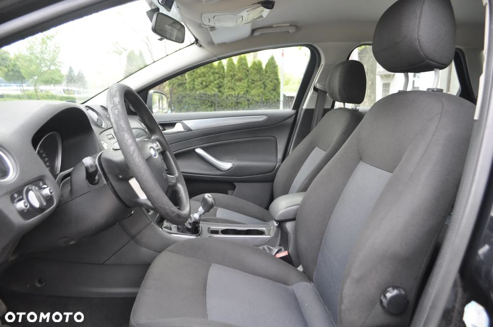 Ford Mondeo 2.0 TDCi Trend - 11