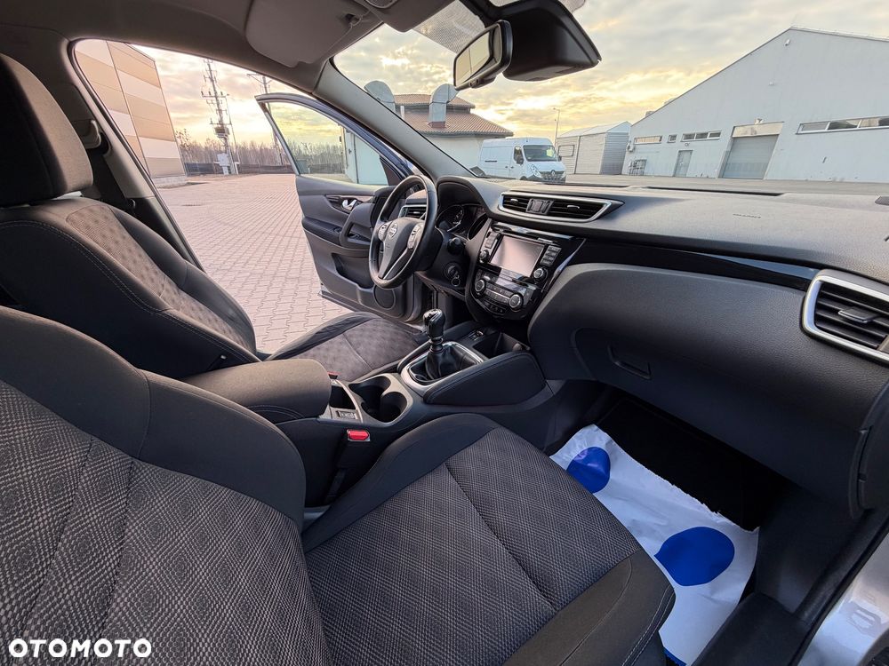 Nissan Qashqai 1.2 DIG-T N-Connecta - 14