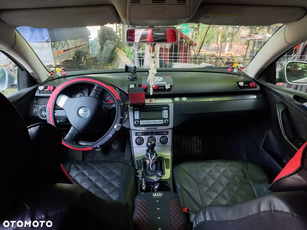 Volkswagen Passat 2.0 TDI Comfortline - 5