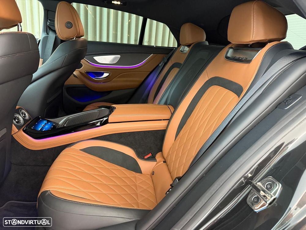 Mercedes-Benz AMG GT 4 portas 53 4Matic+ - 17