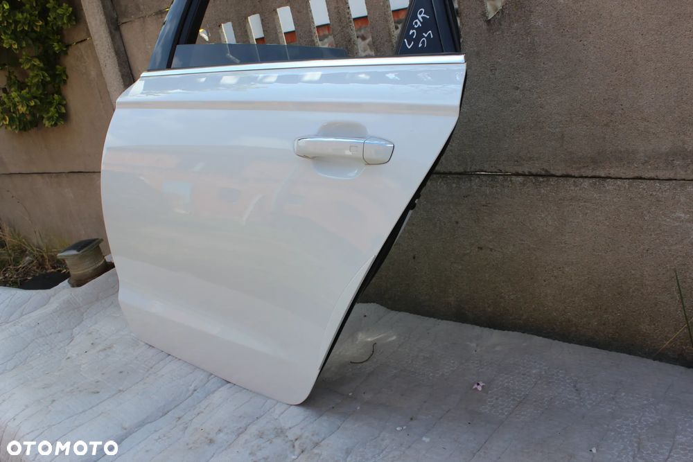 DRZWI TYLNE LEWE AUDI A6 C7 AVANT LS9R 2015 - 12