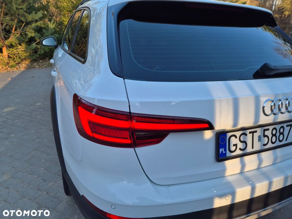 Audi A4 Allroad 2.0 TDI Quattro - 30