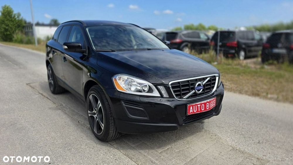Volvo XC 60 - 4