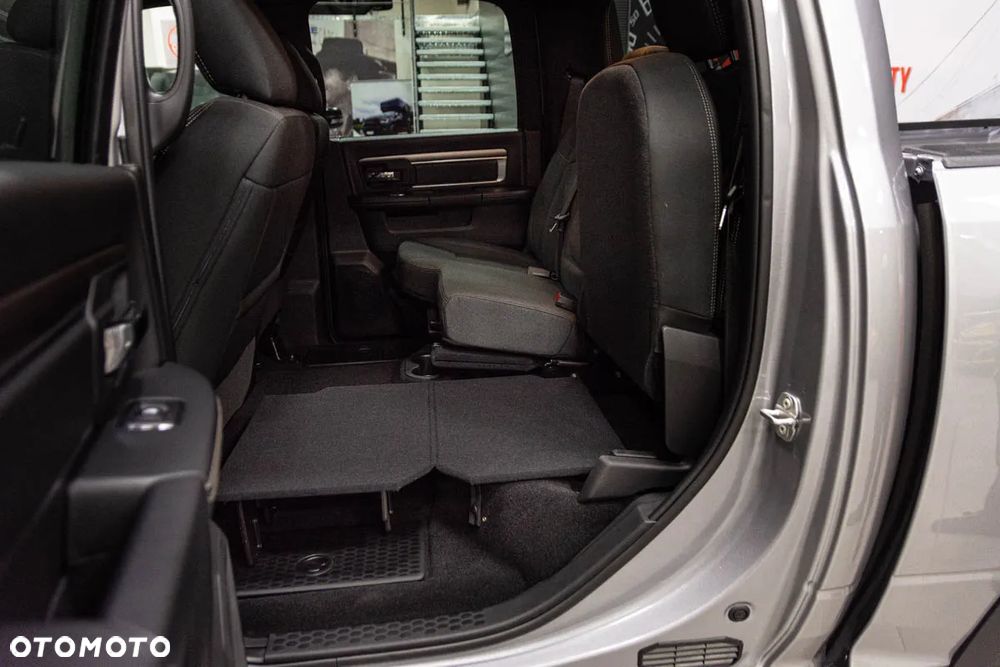 Dodge RAM 1500 5.7 4x4 - 18