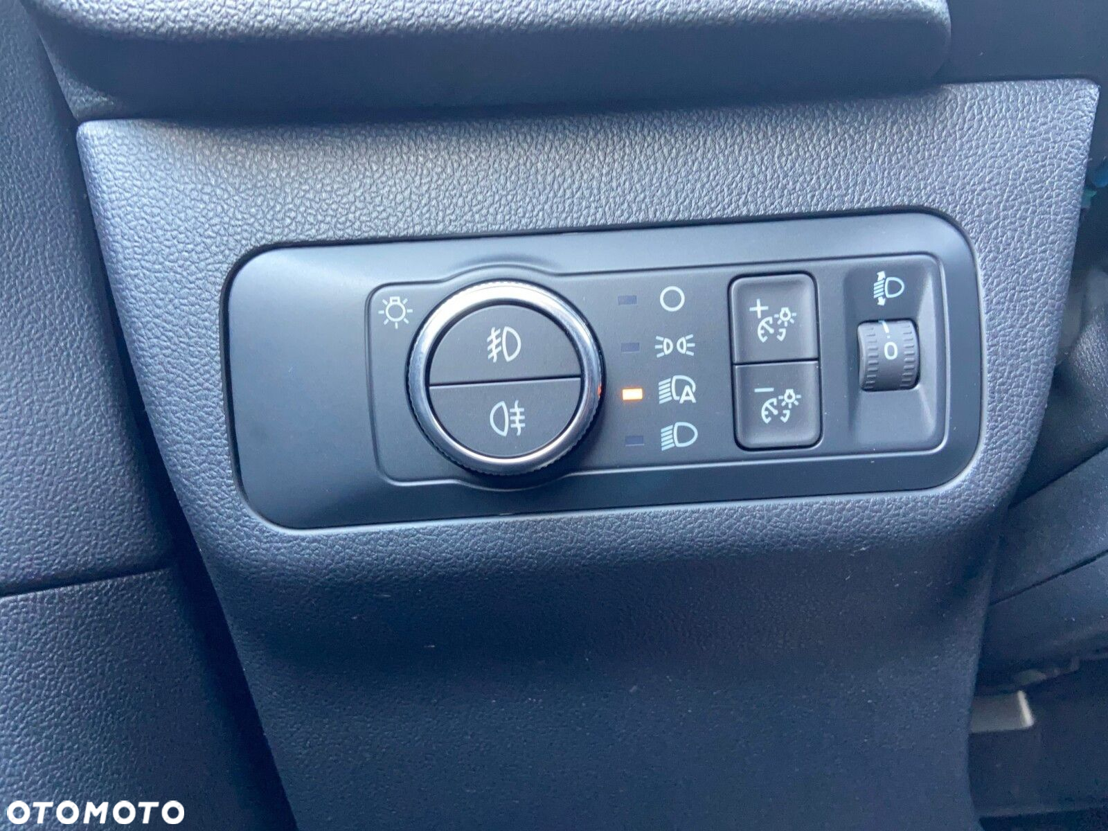 Ford Kuga 1.5 EcoBoost FWD Titanium - 27