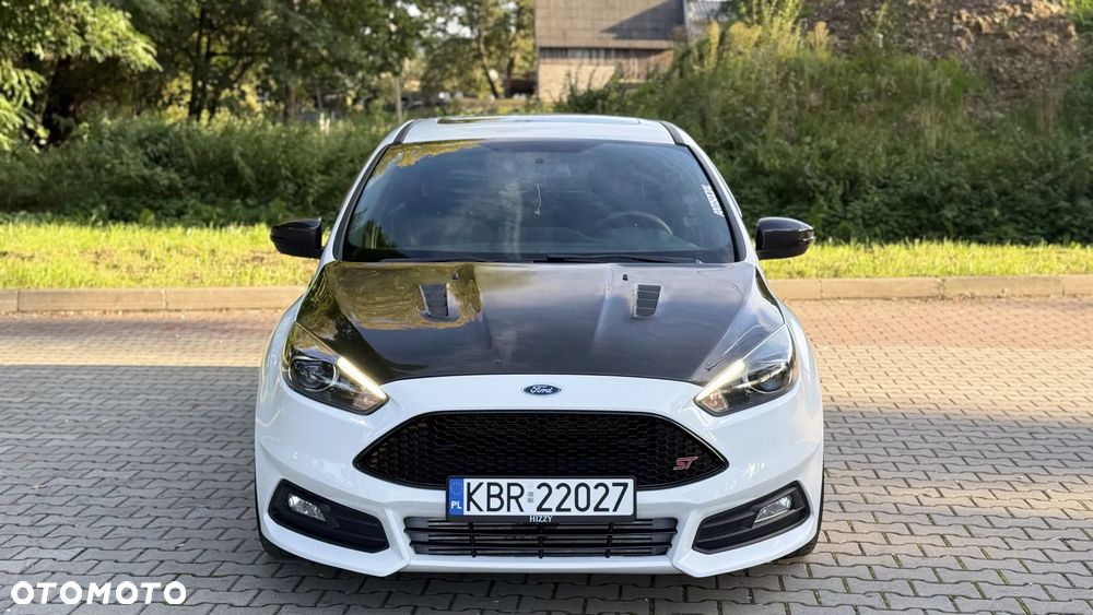 Ford Focus 2.0 EcoBoost ST - 2