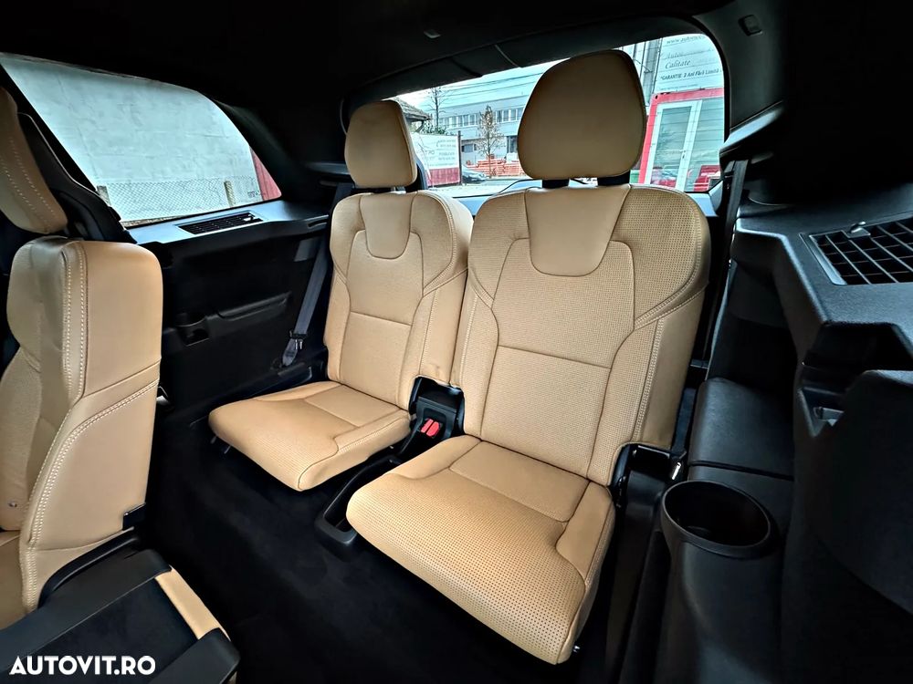 Volvo XC 90 T8 AWD Twin Engine Geartronic Inscription - 27
