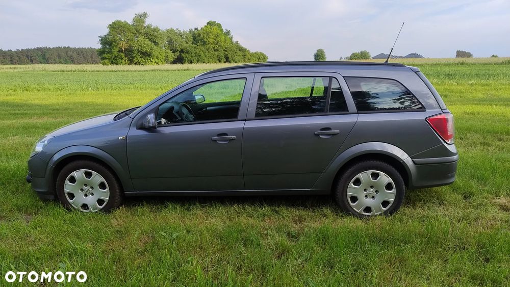 Opel Astra 1.6 Caravan Enjoy - 13