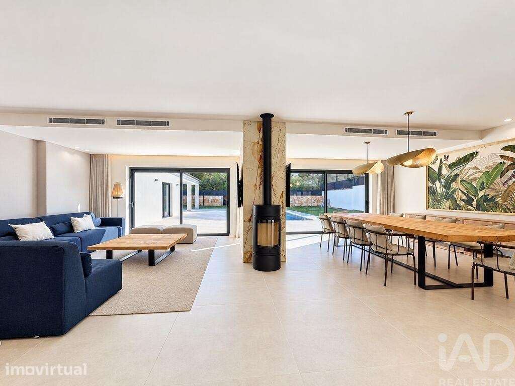 Moradia térrea T4 em Quarteira de 210 m2 - Grande imagem: 2/40