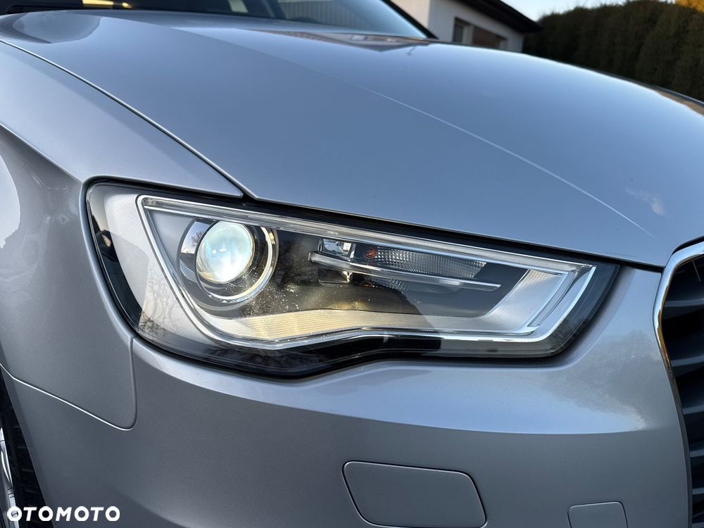 Audi A3 Sportback 1.8 TFSI S tronic Ambiente - 31