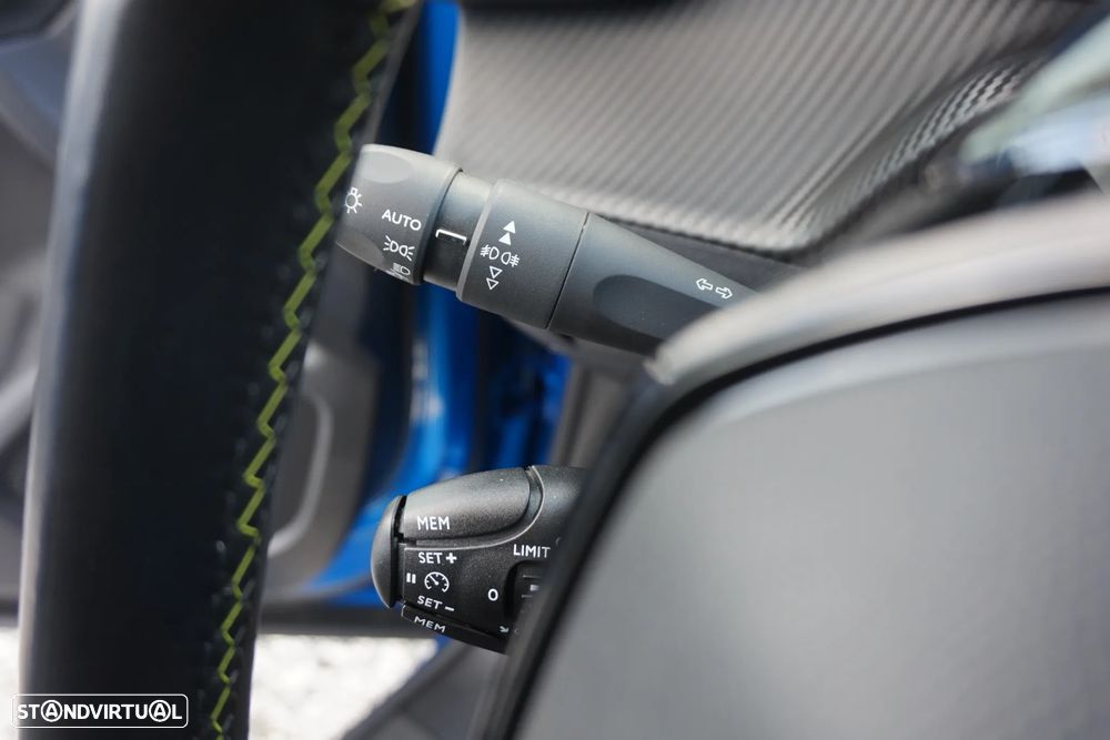Peugeot e-2008 50 kWh GT Line - 33