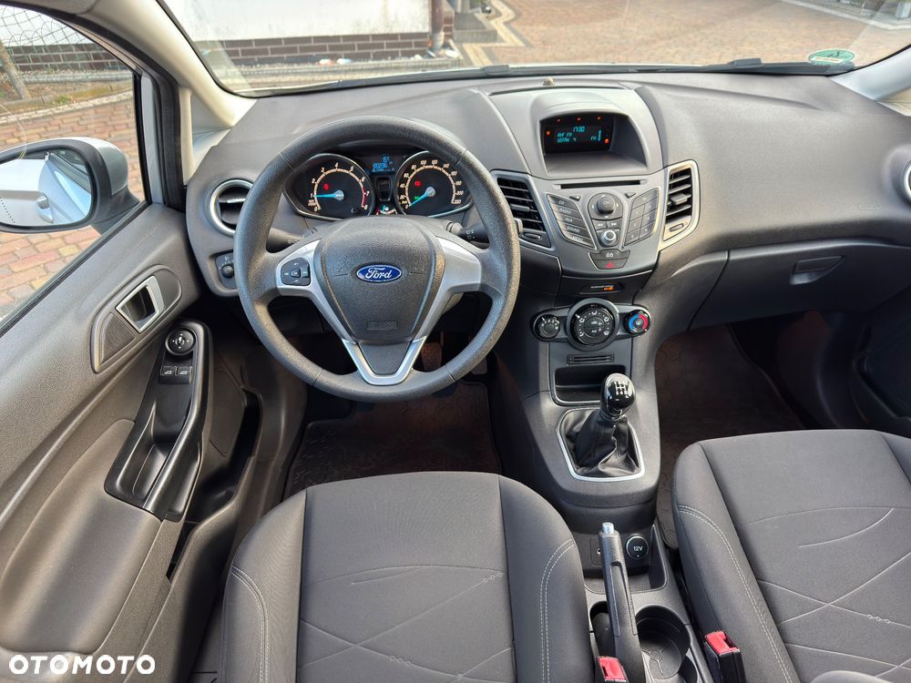 Ford Fiesta - 21