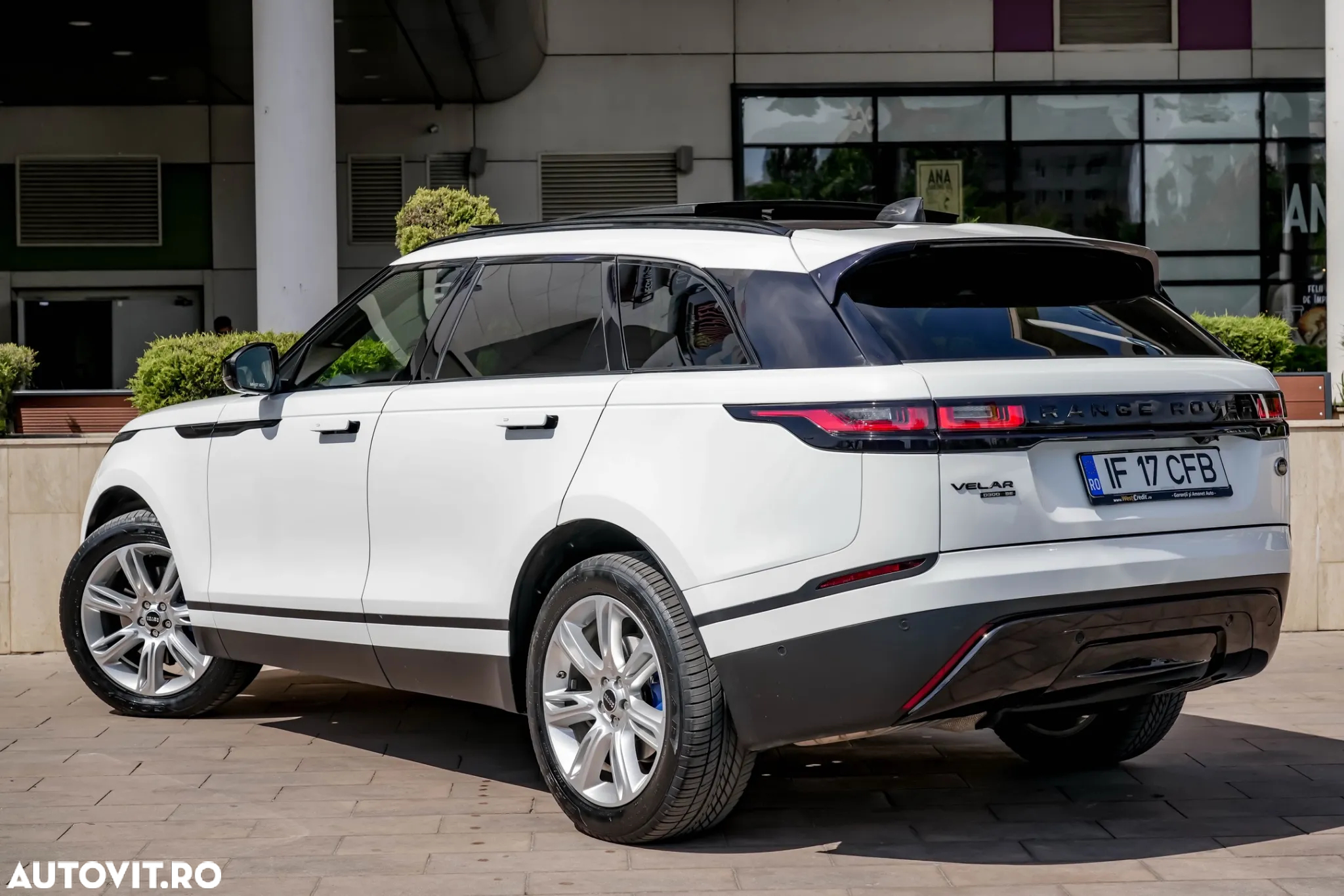 Land Rover Range Rover Velar 3.0 R-Dynamic HSE - 8