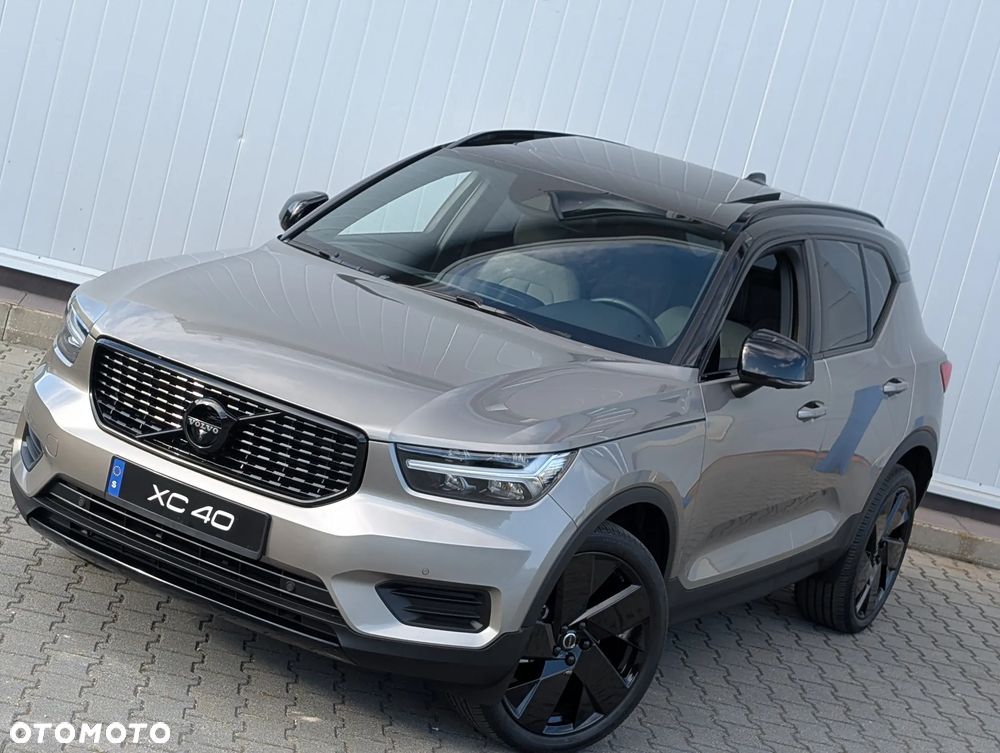 Volvo XC 40 B4 B AWD R-Design - 8