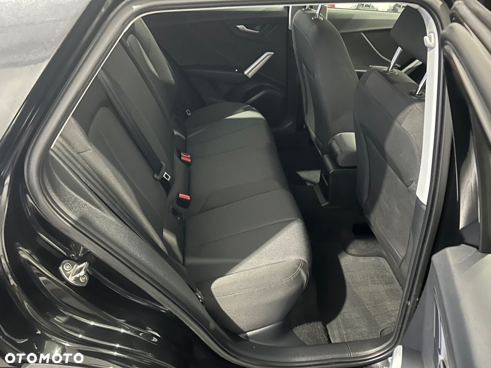 Audi Q2 35 TDI S tronic design - 24