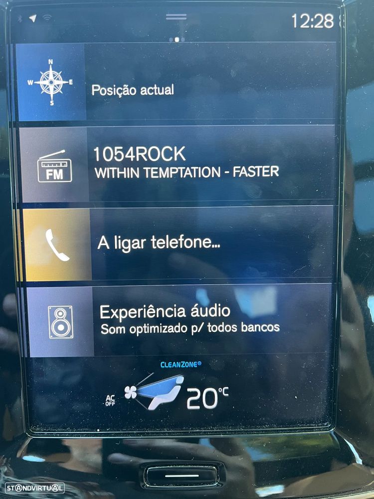Volvo XC 40 2.0 D3 Momentum Geartronic - 8