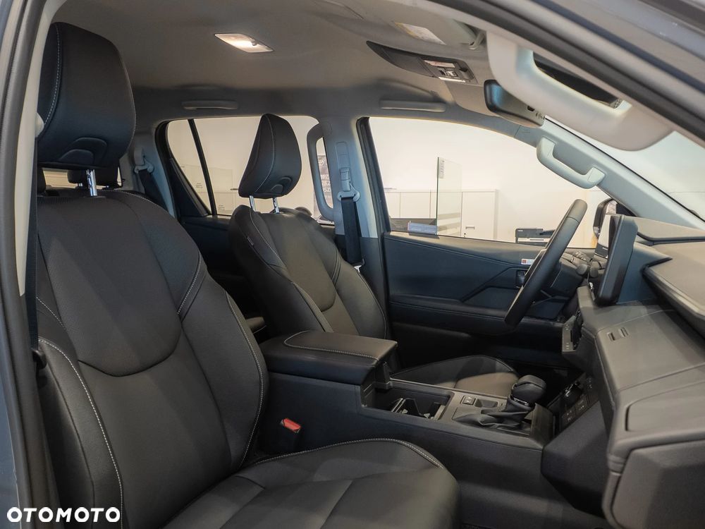 Toyota Hilux 2.8 D-4D mHEV Double Cab Executive 4x4 - 4