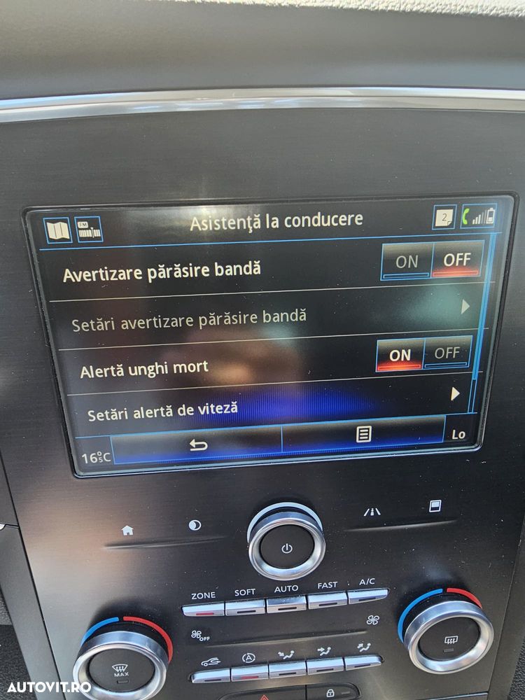 Renault Megane - 11