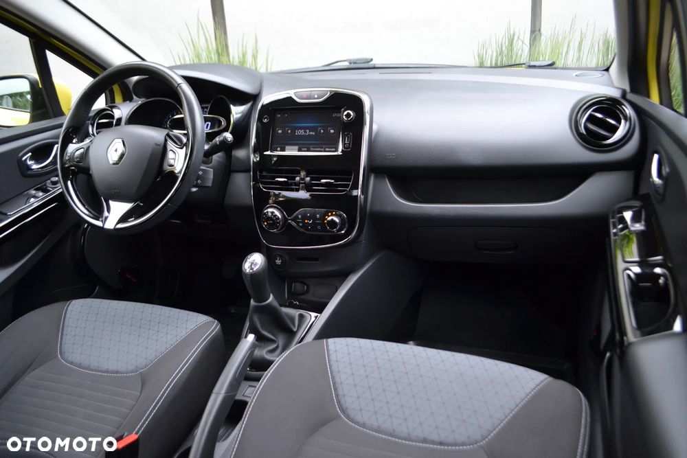 Renault Clio - 16