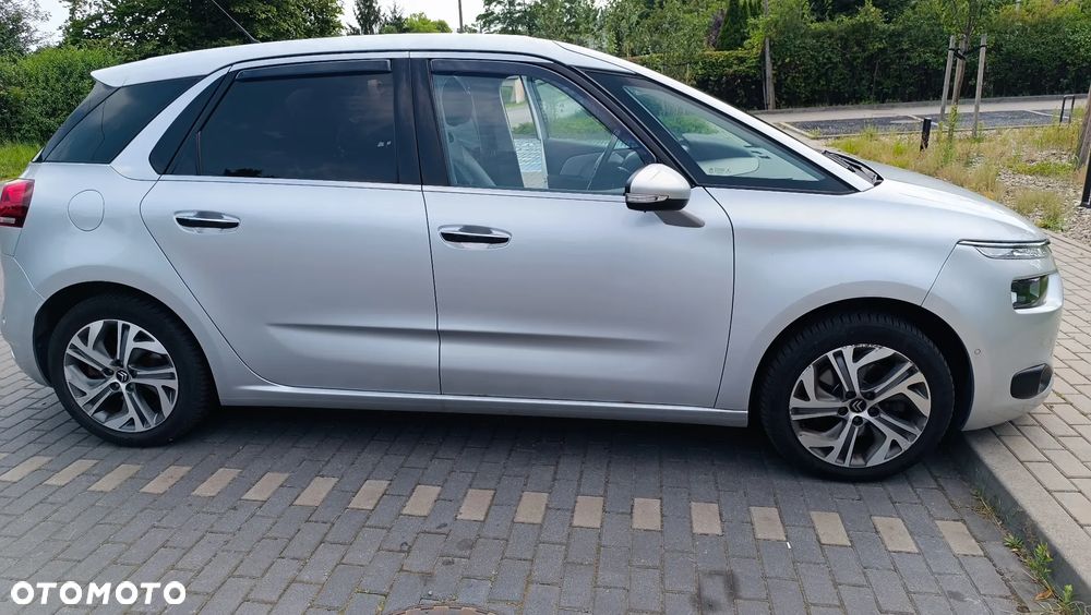 Citroën C4 Picasso - 6