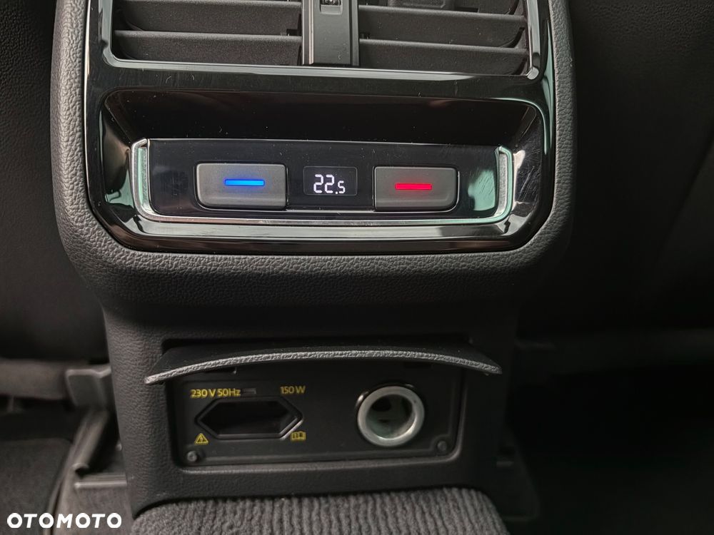 Volkswagen Passat 2.0 TDI SCR DSG Highline - 26