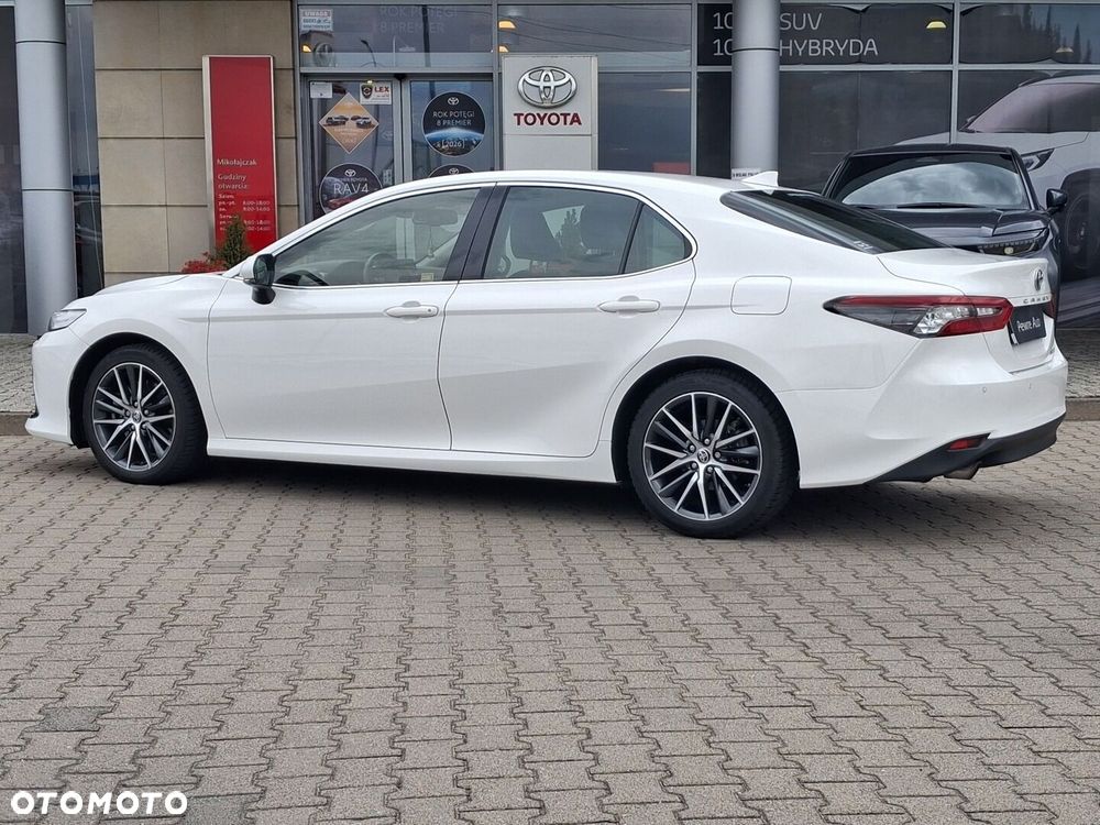 Toyota Camry 2.5 Hybrid Executive CVT - 4
