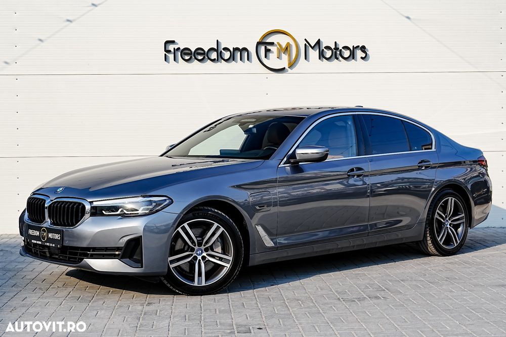 BMW Seria 5 530e Aut. Luxury Line - 8