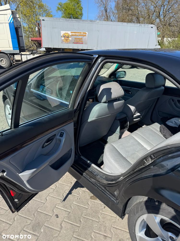 BMW Seria 5 - 11