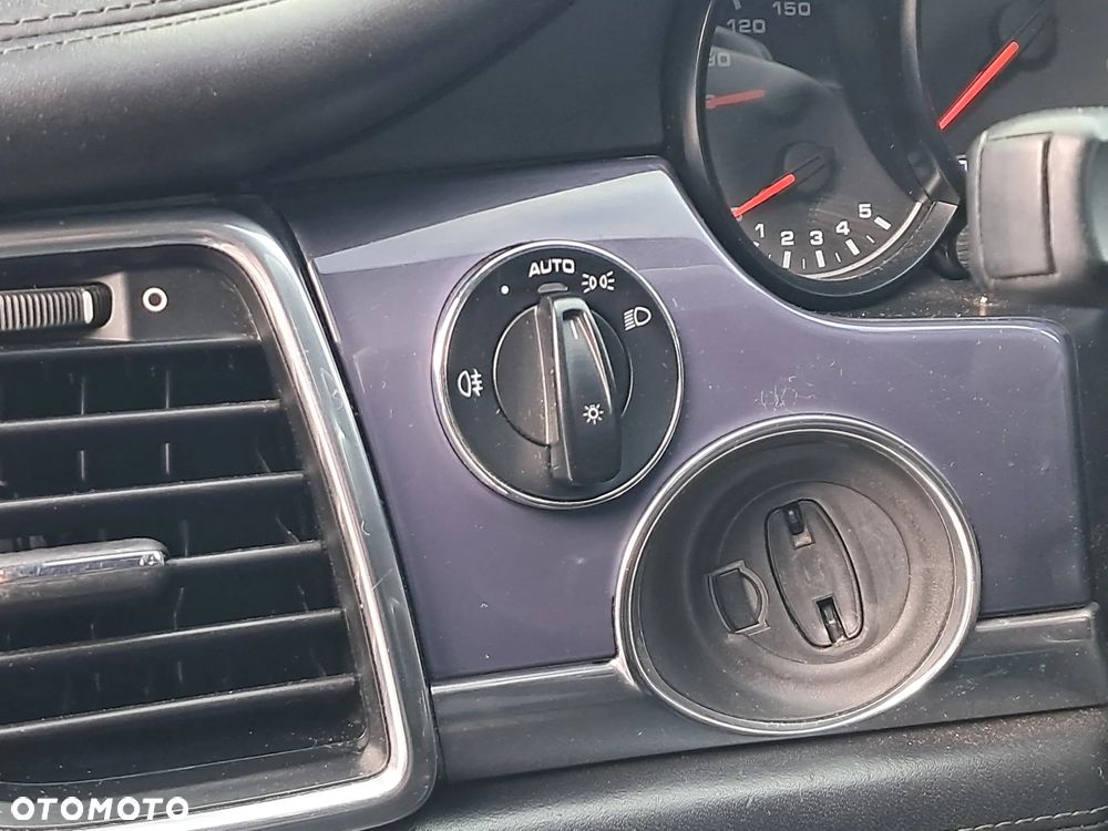 Porsche Panamera 4 PDK - 20