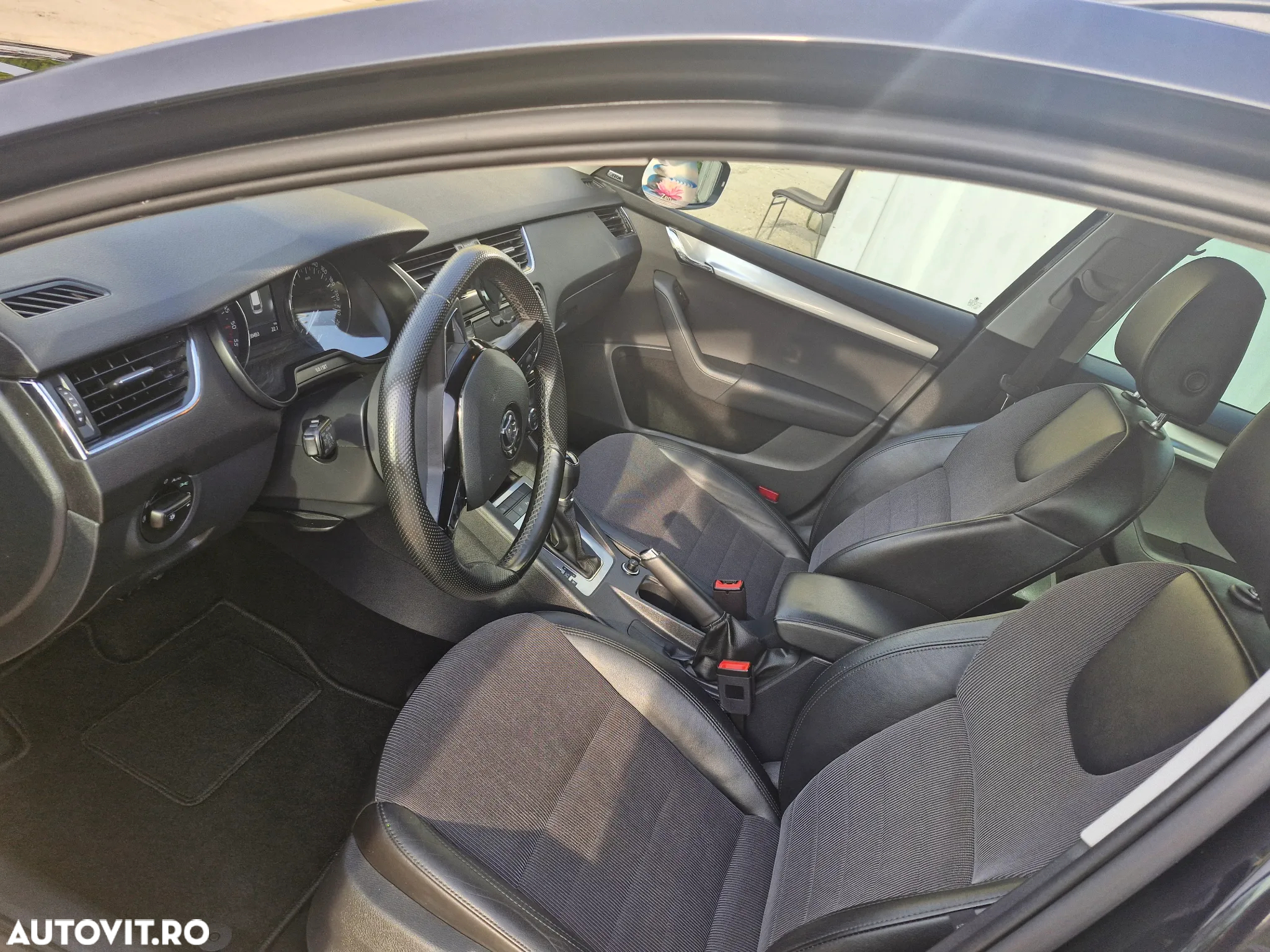 Skoda Octavia 2.0 TDI (Green tec) DSG Ambition - 5