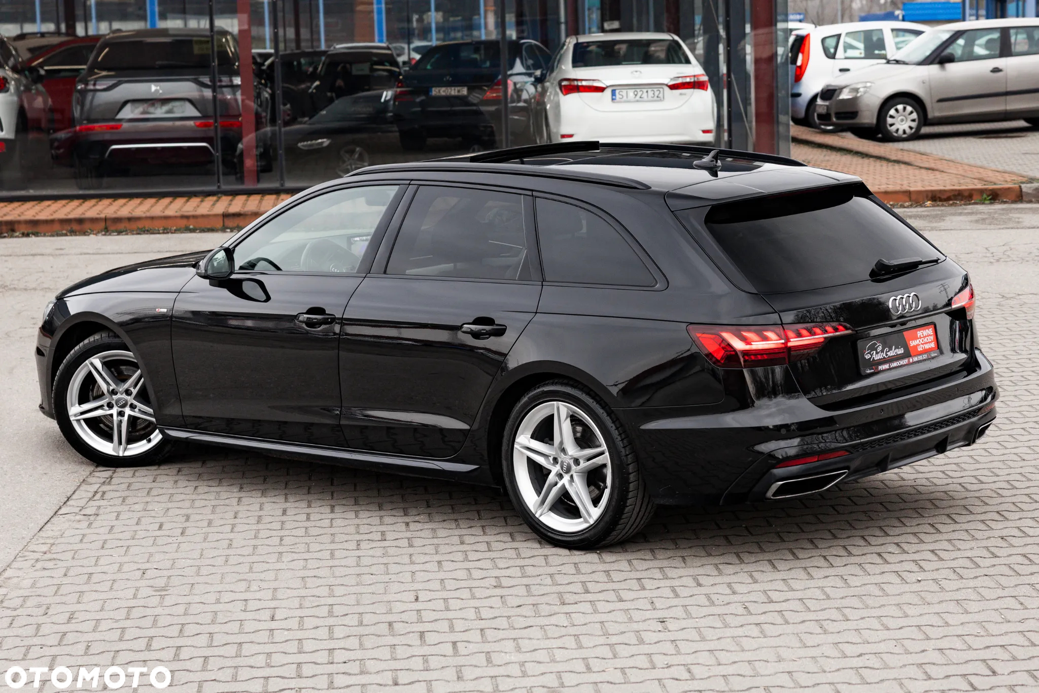 Audi A4 Avant 35 TDI S tronic S line - 12