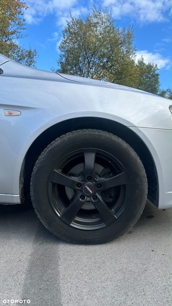 Mitsubishi Lancer 1.6 Invite - 10