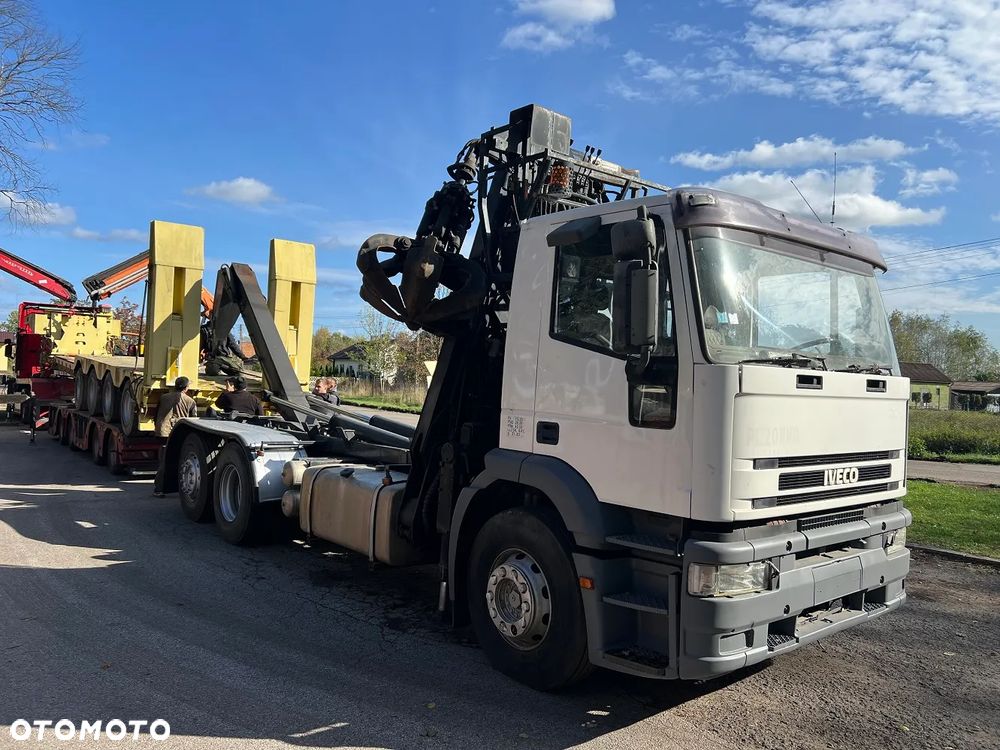 Iveco AT260S42 - 4