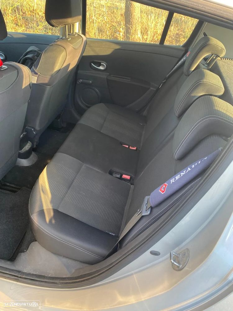 Renault Clio - 3