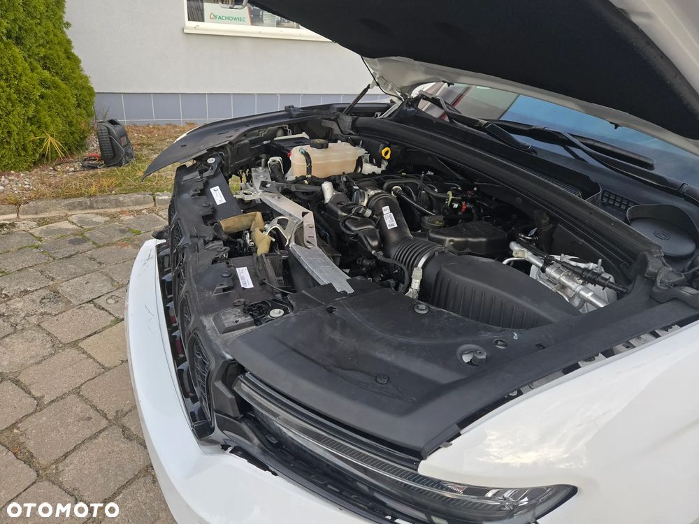 Jeep Grand Cherokee - 12