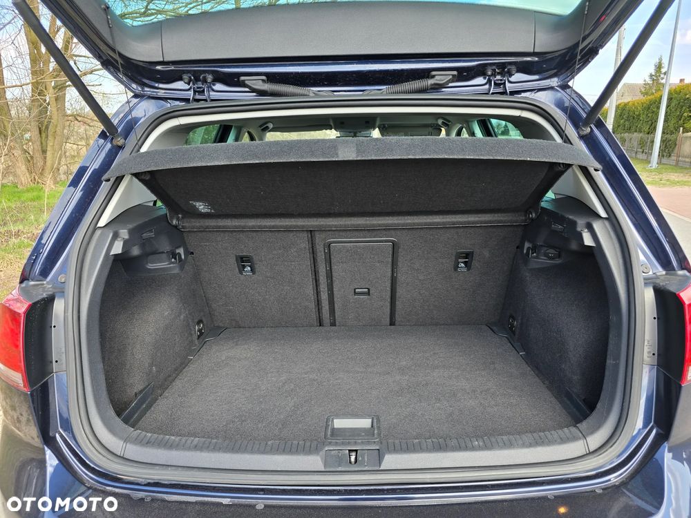 Volkswagen Golf 1.4 TSI BlueMotion Technology Lounge - 36