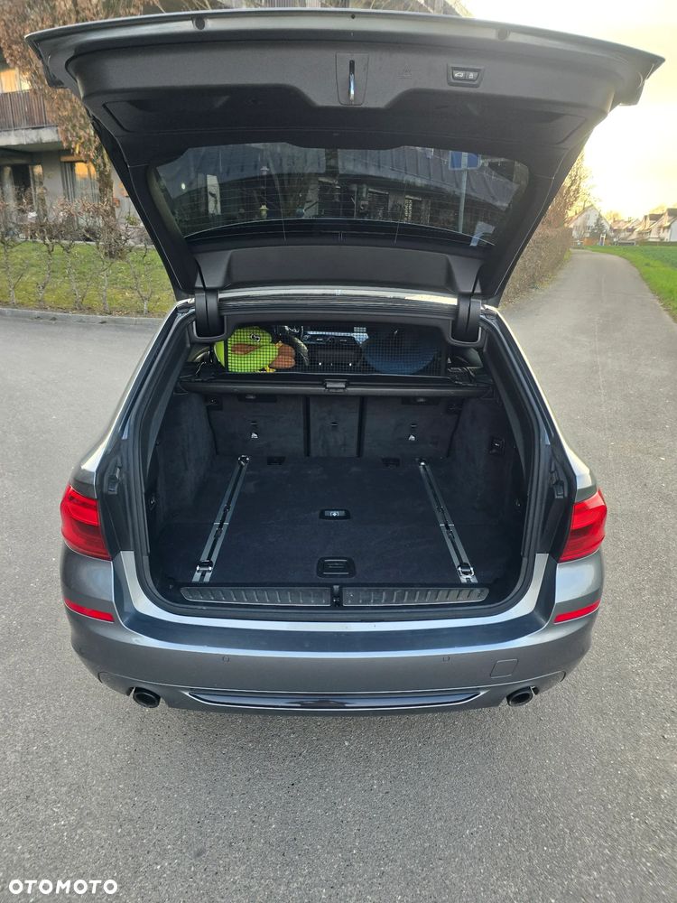 BMW Seria 5 520d xDrive Sport Line - 23