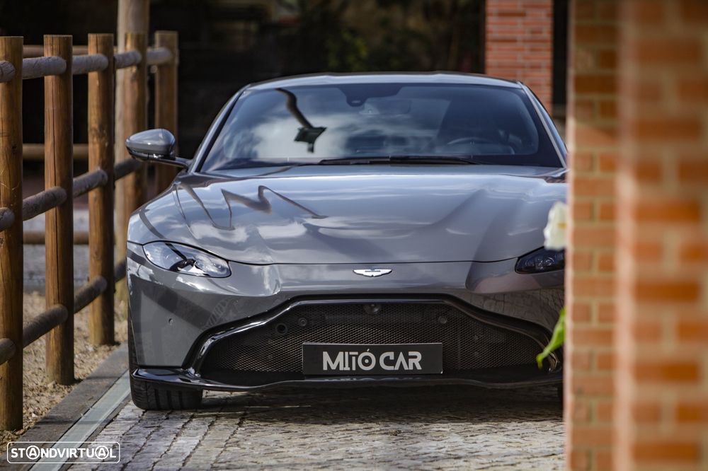 Aston Martin Vantage Coupe 4.0 Twin-Turbo V8 - 19
